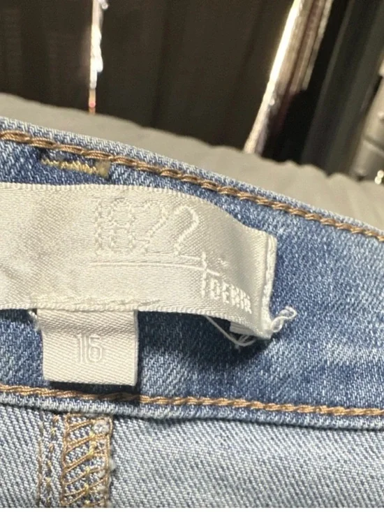 1822 Denim Light Blue Straight Leg Jeans - Picture 2 of 4